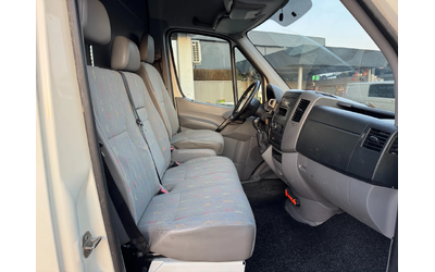VW Crafter 2.5TDI 3.5т. Клима L2H2 - автомобили, коли, обяви за нови и употребявани 6
