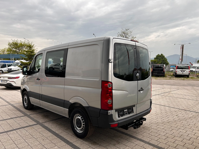 VW Crafter 2.5TDI 5-местен Клима - автомобили, коли, обяви за нови и употребявани 3