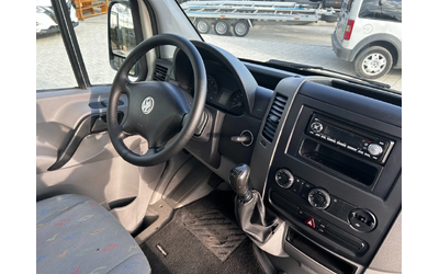 VW Crafter 2.5TDI L2H1 Клима 6-местен - автомобили, коли, обяви за нови и употребявани 7