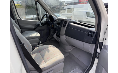 VW Crafter 2.5TDI 6-местен Клима Euro 5 - автомобили, коли, обяви за нови и употребявани 6