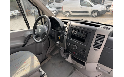 VW Crafter 2.5TDI 6-местен Клима Euro 5 - автомобили, коли, обяви за нови и употребявани 7