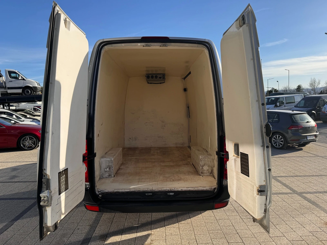 VW Crafter 2.0TDI Хладилен Клима L2H2 - автомобили, коли, обяви за нови и употребявани 13