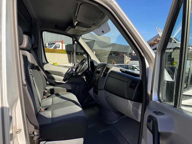 VW Crafter 2.0TDI Хладилен Клима L2H2 - автомобили, коли, обяви за нови и употребявани 6