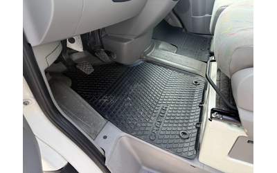 VW Crafter 2.5TDI до 3.5т. 4.23м. Климатроник - автомобили, коли, обяви за нови и употребявани 13