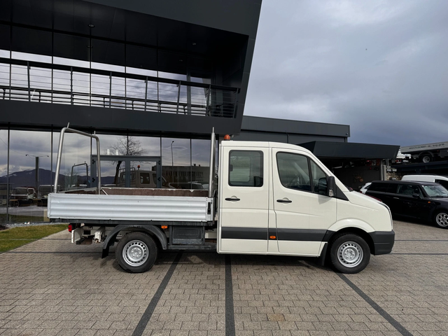 VW Crafter 2.5TDI 6-местен Клима - автомобили, коли, обяви за нови и употребявани 6