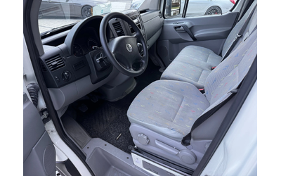 VW Crafter 2.5TDI до 3, 5т. 4, 27м. Климатроник Euro 5 - автомобили, коли, обяви за нови и употребявани 11