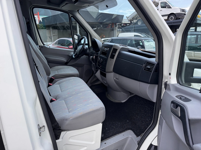 VW Crafter 2.5TDI до 3, 5т. 4, 27м. Климатроник Euro 5 - автомобили, коли, обяви за нови и употребявани 9