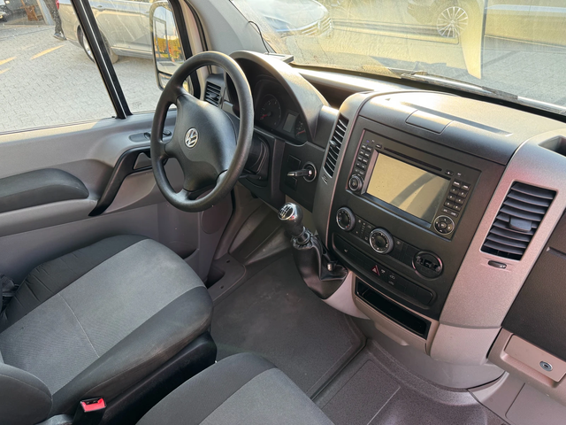 VW Crafter 2.0TDI 163к.с. MAXI Клима - автомобили, коли, обяви за нови и употребявани 8