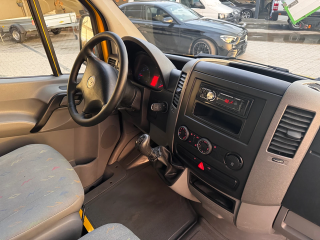 VW Crafter 2.5TDI Бордови + кран Клима - автомобили, коли, обяви за нови и употребявани 9