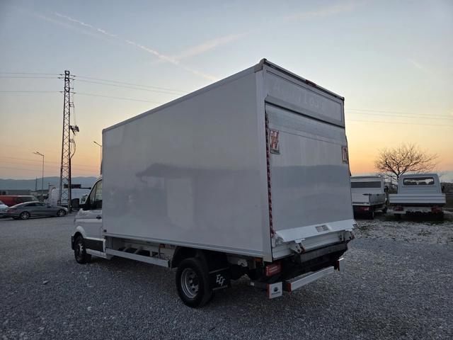 VW Crafter 2.0 TDI, Клима, Нави, П.Борд, До 3.5 тона, 4.50 ме - автомобили, коли, обяви за нови и употребявани 2