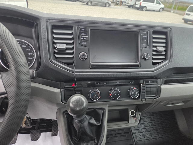 VW Crafter 2.0 TDI, Бордови, 4.40 метра, Клима, Нави - автомобили, коли, обяви за нови и употребявани 10