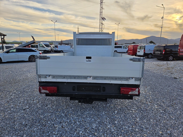 VW Crafter 2.5 TDI, Бордови, Климатик, 4.30 метра, До 3.5 тон - автомобили, коли, обяви за нови и употребявани 3