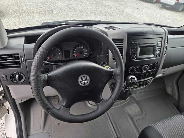 VW Crafter 2.0 TDI, Климатик, 4.70 метра, До 3.5 тона - автомобили, коли, обяви за нови и употребявани 11