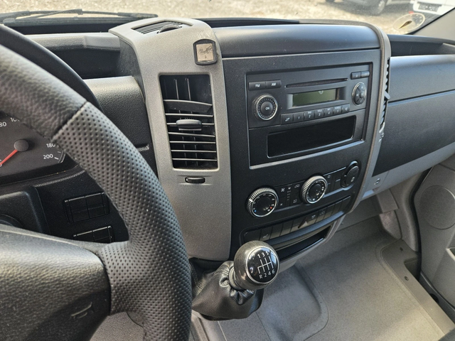 VW Crafter Падащ Борд, 4.20 метра дължина - автомобили, коли, обяви за нови и употребявани 10