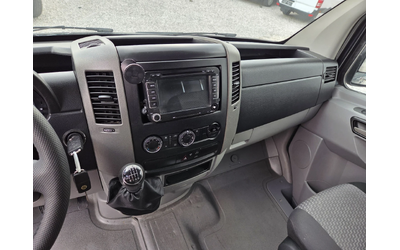 VW Crafter 2.0 TDI, Клима, Макси база - автомобили, коли, обяви за нови и употребявани 10