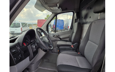 VW Crafter 2.0 TDI, Клима, Макси база - автомобили, коли, обяви за нови и употребявани 8