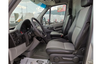 VW Crafter - автомобили, коли, обяви за нови и употребявани 8