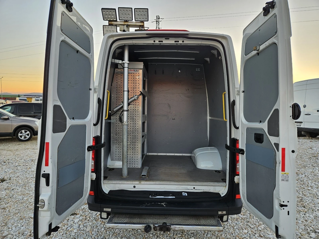 VW Crafter 2.0 TDI двойна гума - автомобили, коли, обяви за нови и употребявани 12