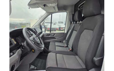 VW Crafter 2.0 TDI, Автомат, Клима - автомобили, коли, обяви за нови и употребявани 8