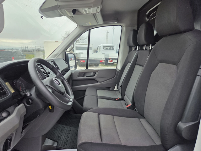 VW Crafter 2.0 TDI, Автомат, Клима - автомобили, коли, обяви за нови и употребявани 8