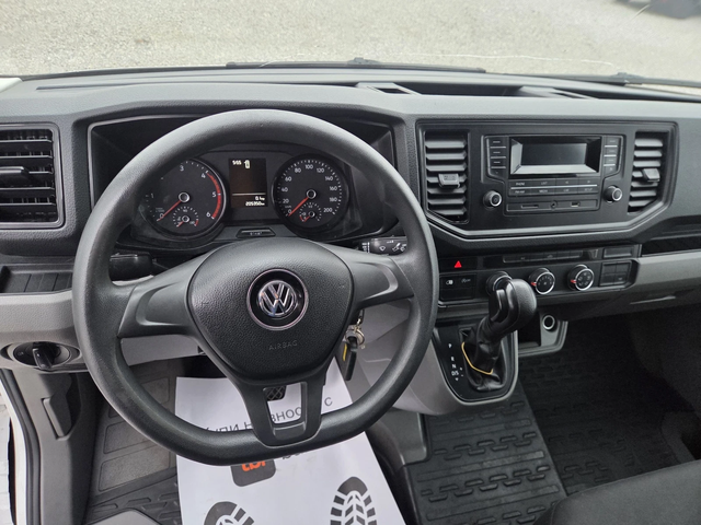 VW Crafter 2.0 TDI, Автомат, Клима - автомобили, коли, обяви за нови и употребявани 9