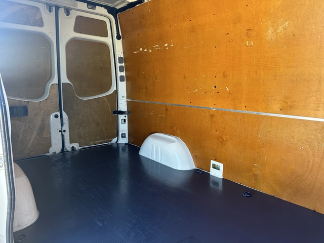 VW Crafter - автомобили, коли, обяви за нови и употребявани 9