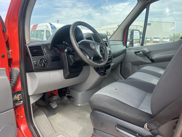 VW Crafter - автомобили, коли, обяви за нови и употребявани 11