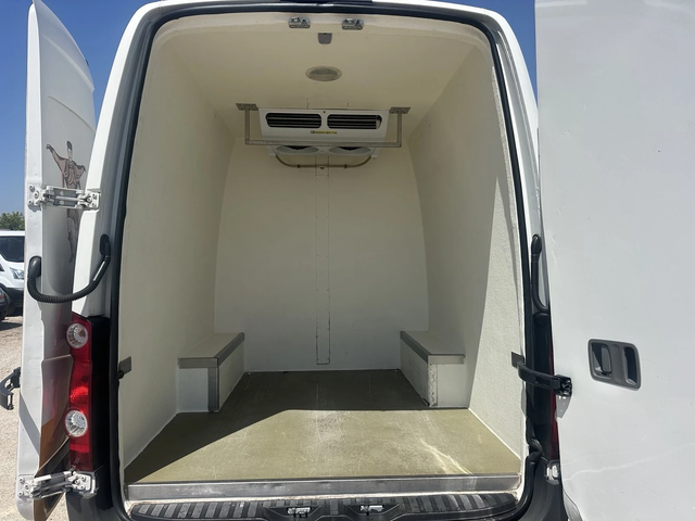 VW Crafter ХЛАДИЛЕН - автомобили, коли, обяви за нови и употребявани 7