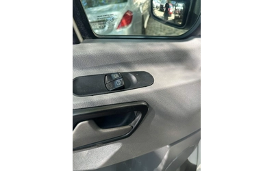 VW Crafter 2, 5 TDi - автомобили, коли, обяви за нови и употребявани 9