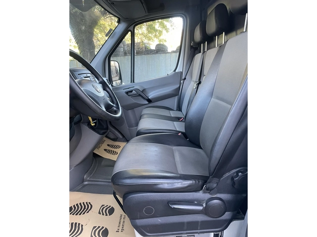 VW Crafter 2.0TDi - автомобили, коли, обяви за нови и употребявани 9