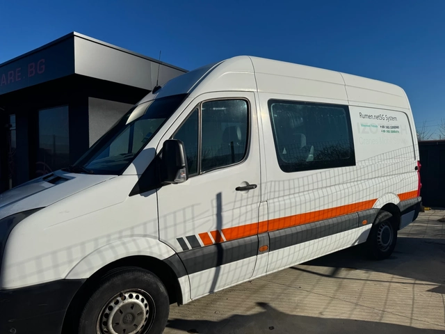 VW Crafter 4+ 1 - автомобили, коли, обяви за нови и употребявани 2