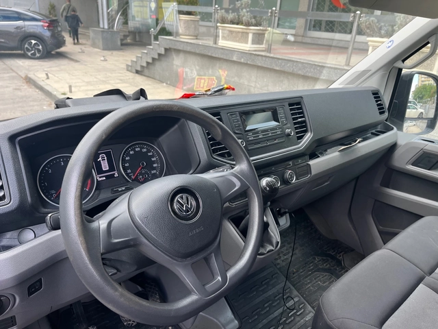 VW Crafter 2.0TDI 130000km - автомобили, коли, обяви за нови и употребявани 6