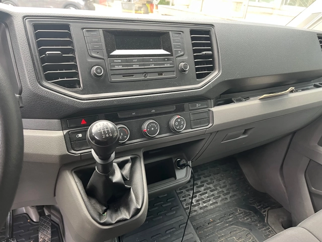 VW Crafter 2.0TDI 130000km - автомобили, коли, обяви за нови и употребявани 8