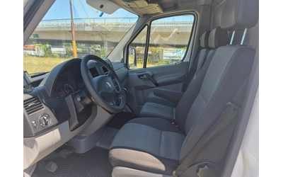 VW Crafter 2.0TDI ХЛАДИЛЕН - автомобили, коли, обяви за нови и употребявани 11