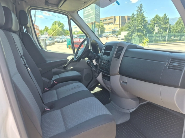 VW Crafter 2.0TDI ХЛАДИЛЕН - автомобили, коли, обяви за нови и употребявани 12
