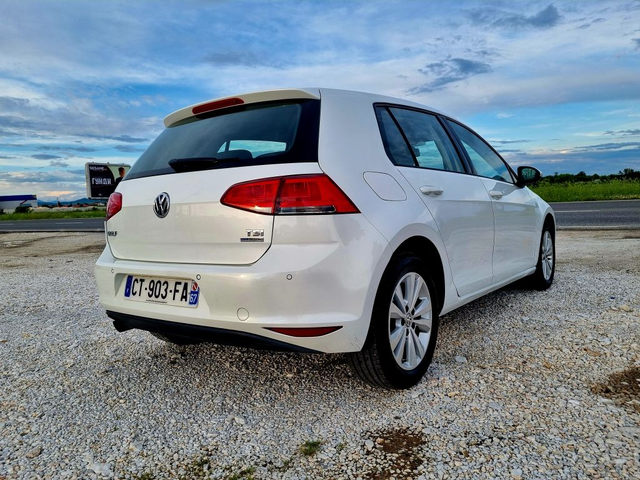 VW Golf 1.2TSI 105ks. - автомобили, коли, обяви за нови и употребявани 8