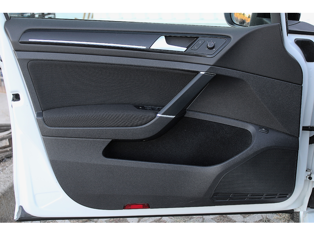 VW Golf 1.4 GTE/DSG/KAMERA/DISTRONIC/LED/TOP - автомобили, коли, обяви за нови и употребявани 15