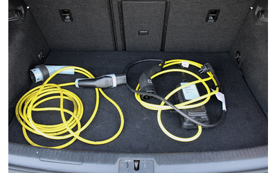 VW Golf 1.4 GTE/DSG/KAMERA/DISTRONIC/LED/TOP - автомобили, коли, обяви за нови и употребявани 16