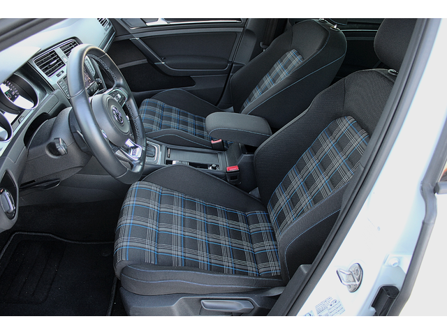 VW Golf 1.4 GTE/DSG/KAMERA/DISTRONIC/LED/TOP - автомобили, коли, обяви за нови и употребявани 6