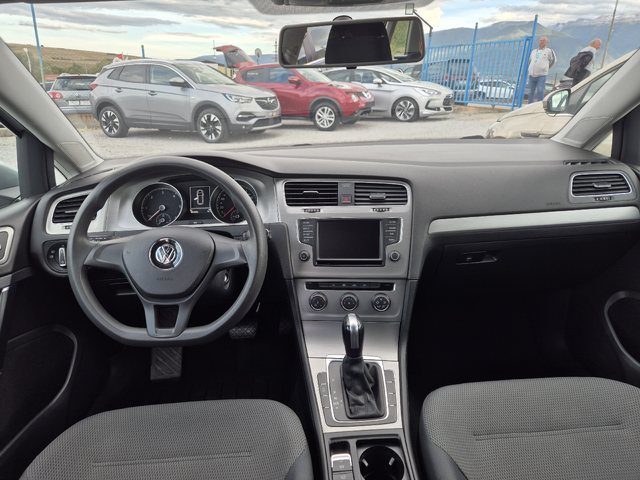 Vw Golf 1.6 TDI DSG - автомобили, коли, обяви за нови и употребявани 10