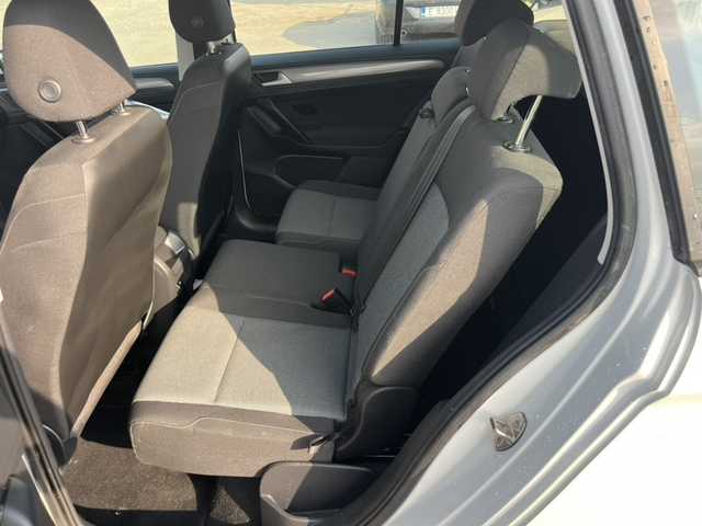 VW Golf 1.6 TDI Sportsvan - автомобили, коли, обяви за нови и употребявани 14