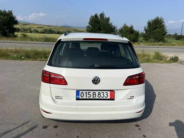 VW Golf 1.6 TDI Sportsvan - автомобили, коли, обяви за нови и употребявани 4