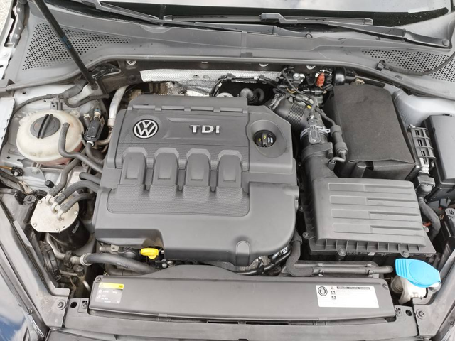 VW Golf 1.6TDI 110 к.с. HIGH LINE АВТОМАТ - автомобили, коли, обяви за нови и употребявани 18