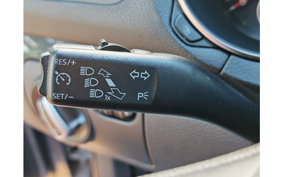 VW Golf ==1.6TDI== - автомобили, коли, обяви за нови и употребявани 14