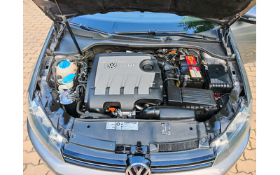 VW Golf ==1.6TDI== - автомобили, коли, обяви за нови и употребявани 15