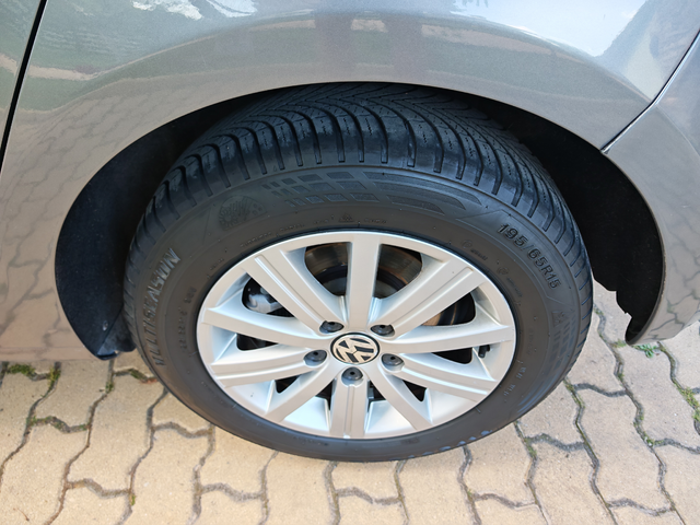 VW Golf ==1.6TDI== - автомобили, коли, обяви за нови и употребявани 17
