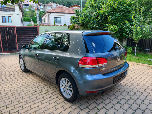 VW Golf ==1.6TDI== - автомобили, коли, обяви за нови и употребявани 5