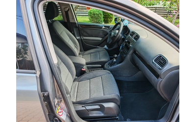 VW Golf ==1.6TDI== - автомобили, коли, обяви за нови и употребявани 8