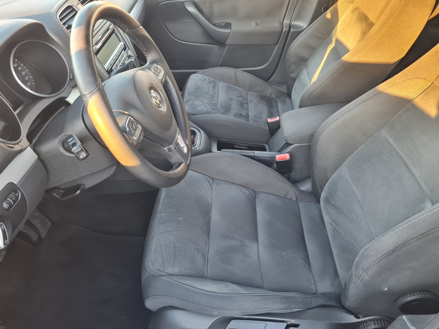 VW Golf 1.6TDI /PARKTRONIC/ОБСЛУЖЕНА/Гр.отг.и регистрация/ - автомобили, коли, обяви за нови и употребявани 13