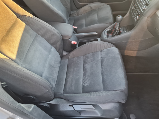VW Golf 1.6TDI /PARKTRONIC/ОБСЛУЖЕНА/ЦЕНА С РЕГИСТРАЦИЯ - автомобили, коли, обяви за нови и употребявани 13